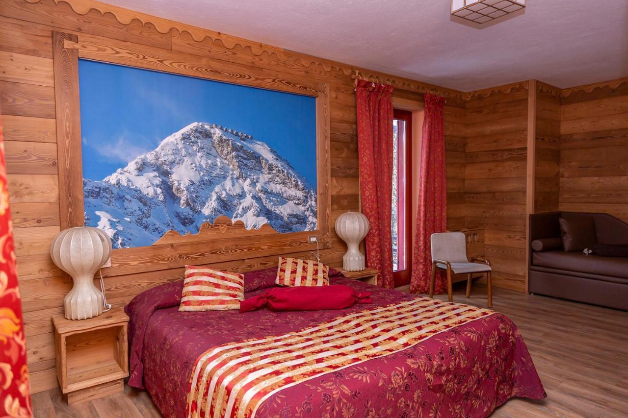 Hotel Chaberton Cesana Torinese Kültér fotó