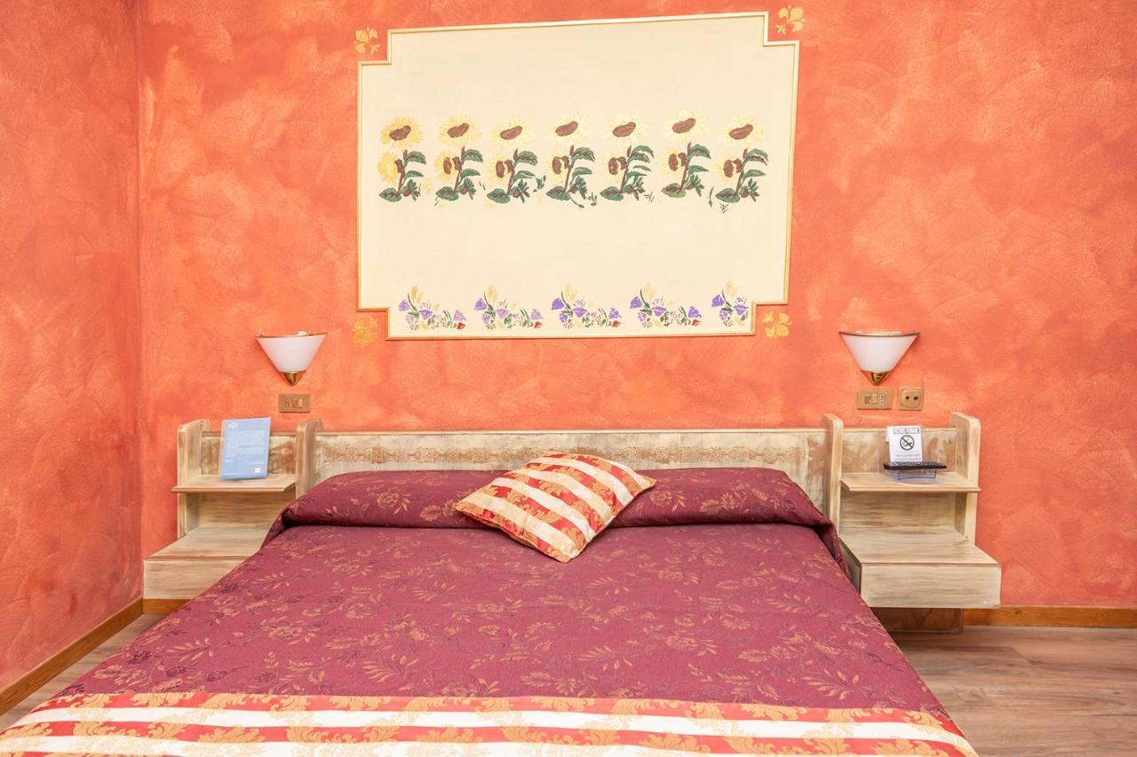 Hotel Chaberton Cesana Torinese Kültér fotó
