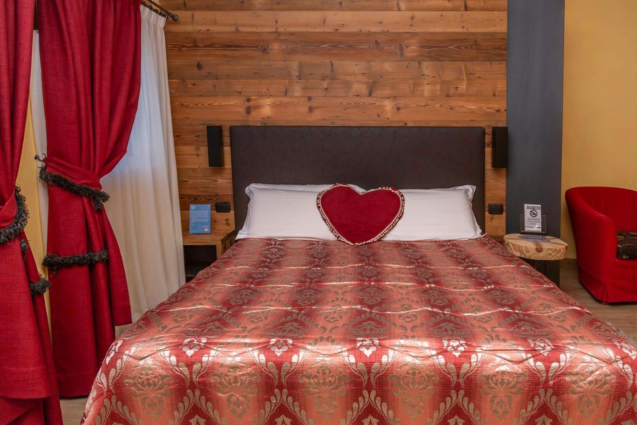 Hotel Chaberton Cesana Torinese Kültér fotó